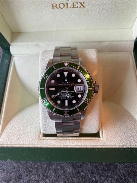 rolex submariner date lv grün|Rolex Submariner Date watch.